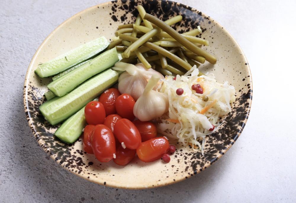 ŞORABA VƏ MARINAD ASSORTİSİ