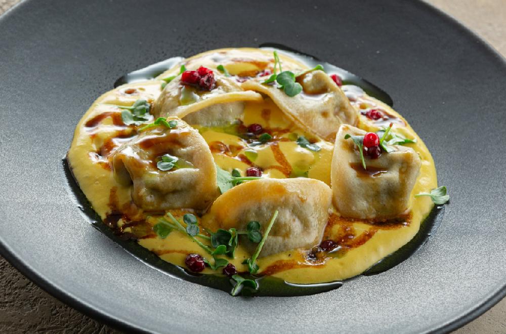 PELMENİ, DANA ƏTİ VƏ BALQABAQLA