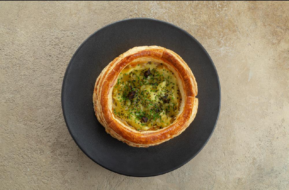 MAL ƏTİ STROQANOV, QAT-QAT XƏMİR VƏ KARTOF PÜRESİ İLƏ