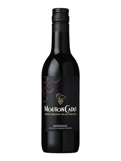 MOUTON CADET ROUGE ФРАНЦИЯ СУХОЕ