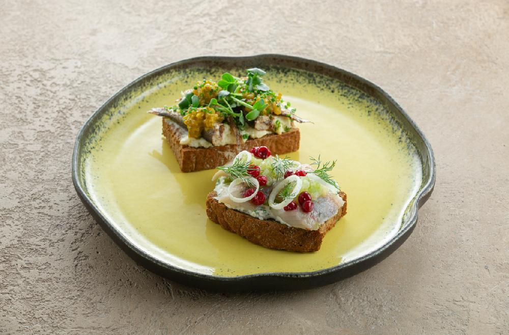 BRUŞKETTA ŞPROT İLƏ