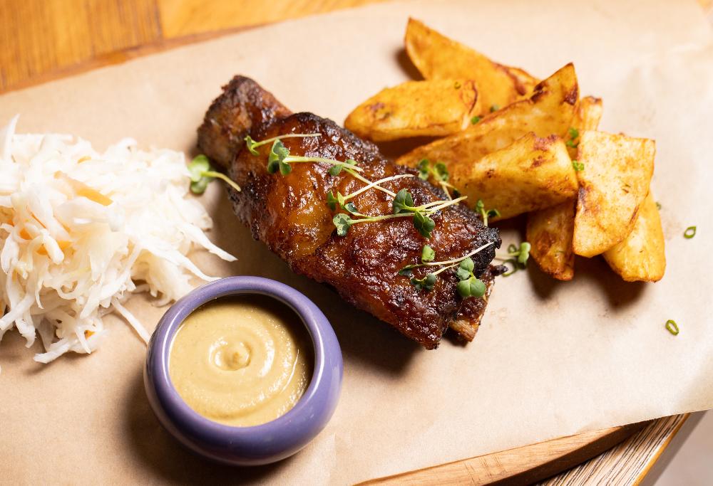 ВВО ребрышки с соусом из тимьяна и чили